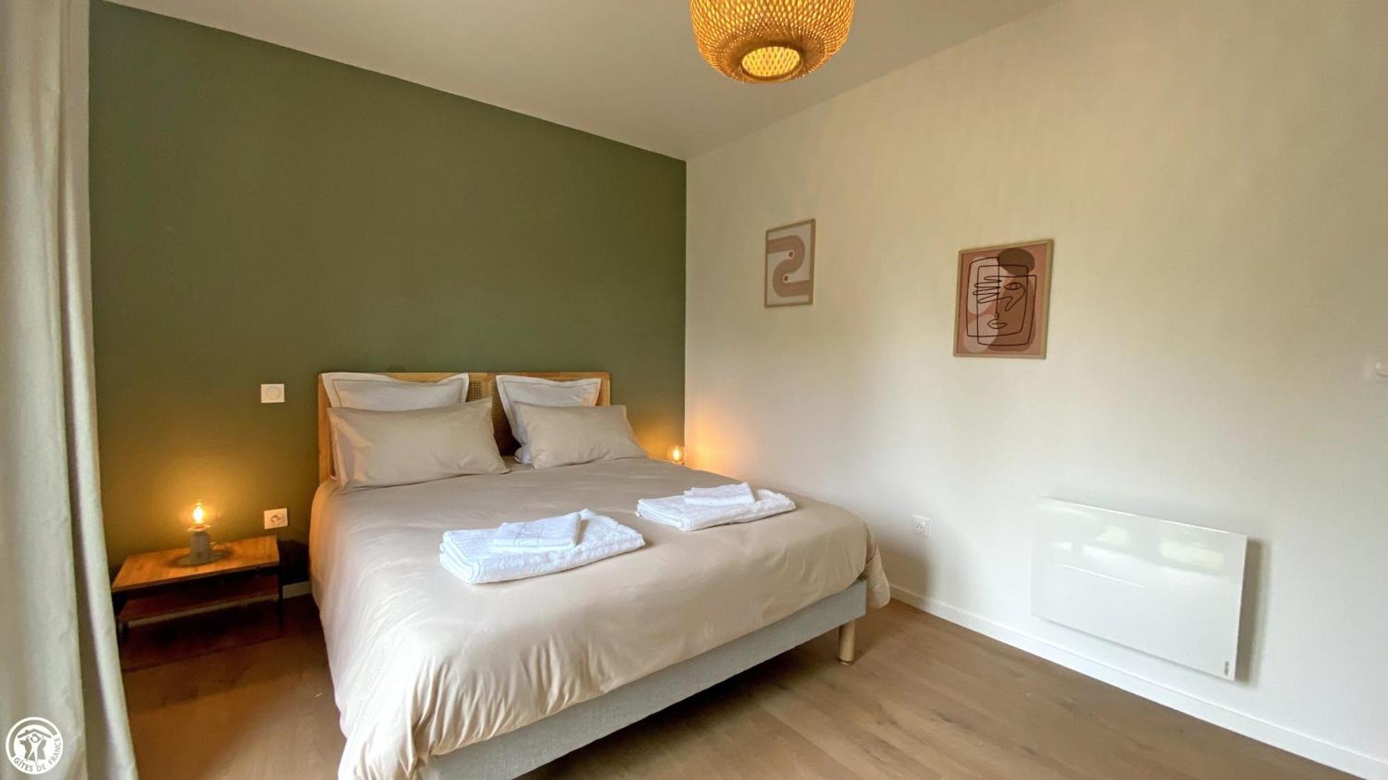 Breakislebed 3 Maisons Chu Limoges 外观 照片