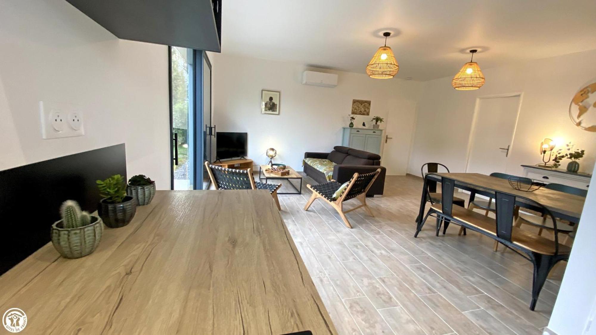 Breakislebed 3 Maisons Chu Limoges 外观 照片